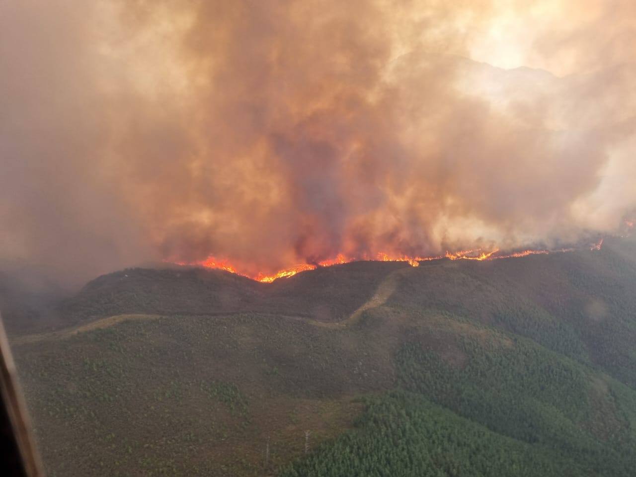 Franschhoek Teams Battle Challenging Conditions as Strong Winds Hamper Efforts